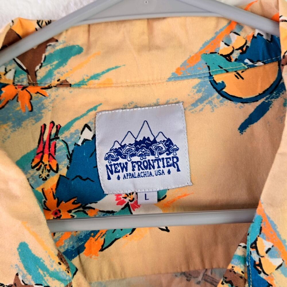 New Frontier Men's "Deer & Banjo" Hawaiian style shirt size Large - Picture 3 of 7